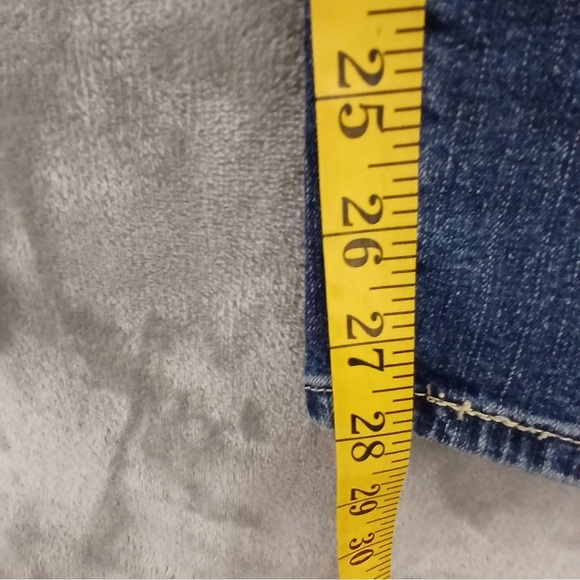 Signature by Levi Strauss Women Jeans Size 31x30 Pull On Skinny Totally Shaping - Picture 11 of 11